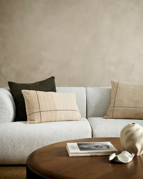 Camel cushion
