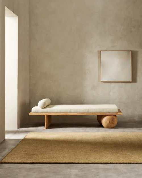 Elegant area rug