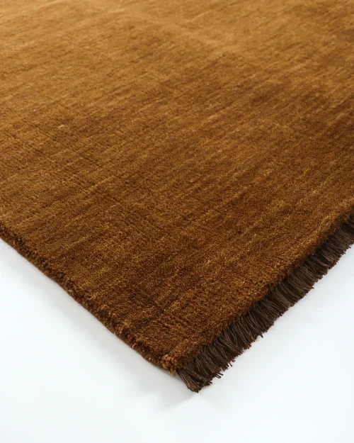 Neutral Tone Runner