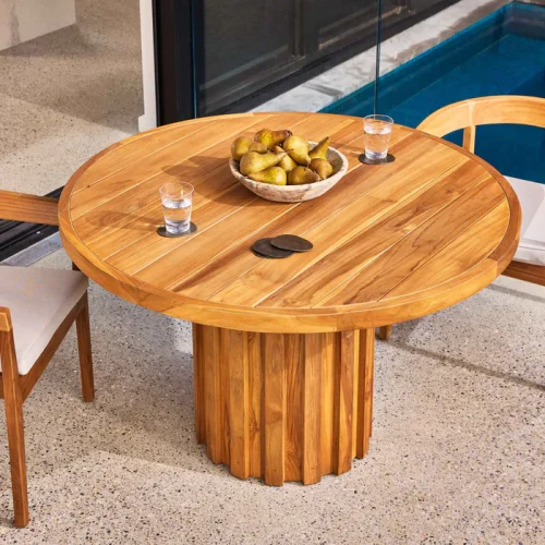 teak outdoor furniture