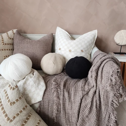 Annecy check cushion