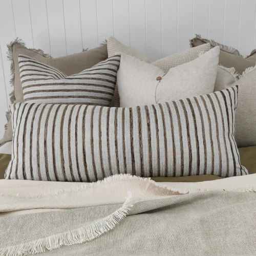 Linen fringed edge blanket