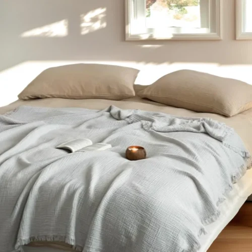 Luxury cotton bedcover