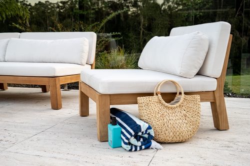 Armless patio chair