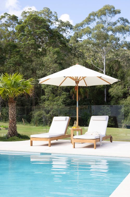 Backyard sun chair
