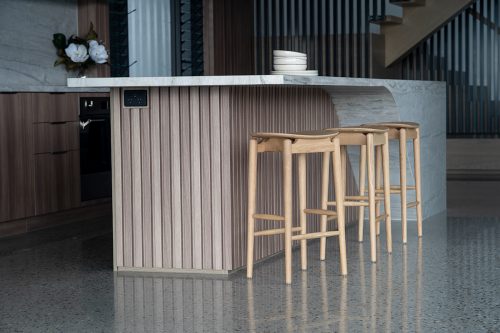 Elegant bar stool