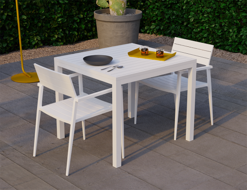 halki-90-square-white-tucked-in