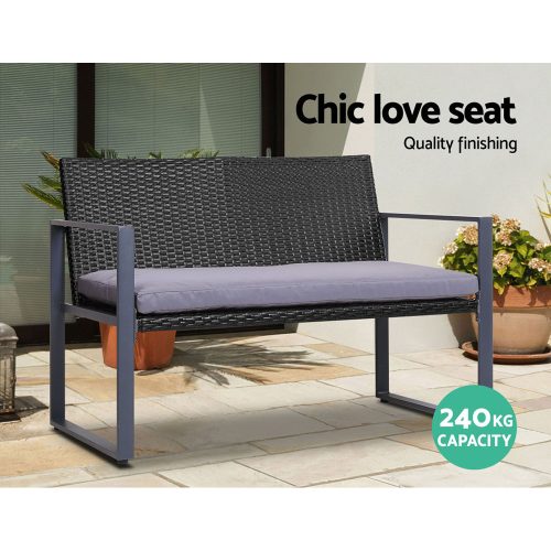 Outdoor chairs with cover
