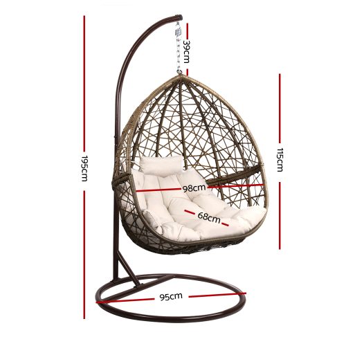 Outdoor wicker pod chair