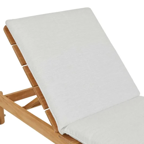 minimalist resort sunbed