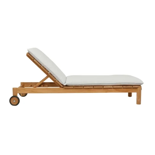 coastal style teak sunbed