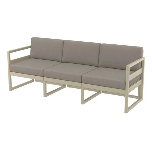 weather-resistant lounge