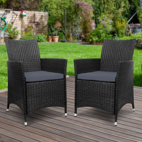 wicker patio chairs